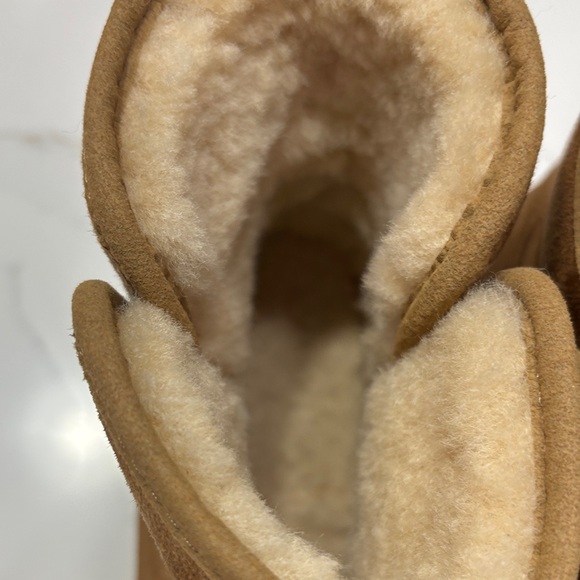 UGG classic ankle fur Women's Suede Boots in Chestnut - Picture 6 of 14